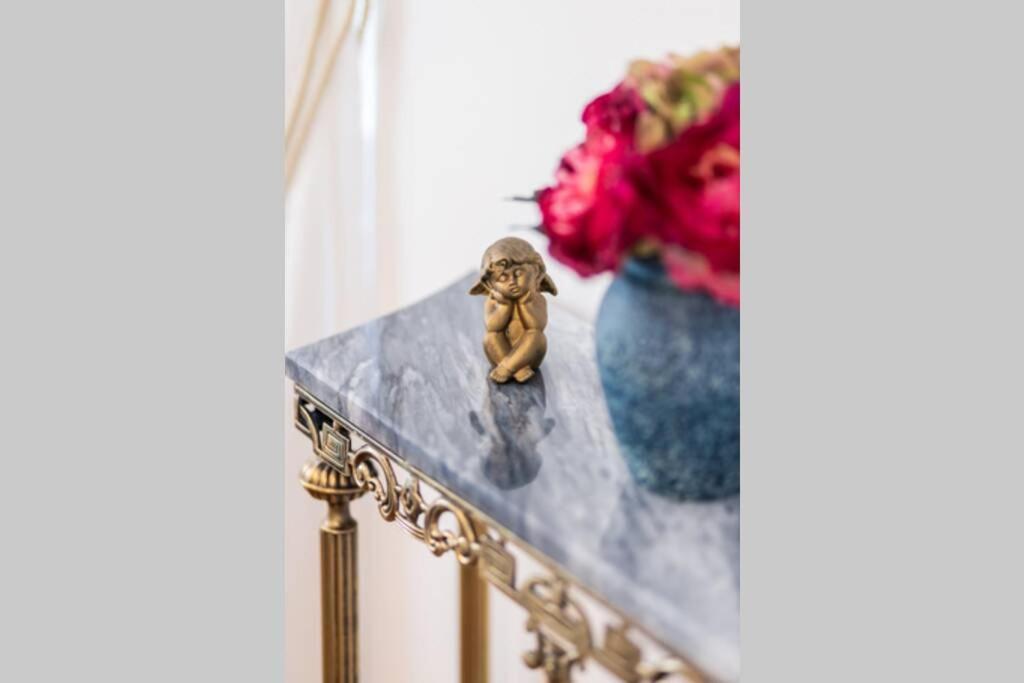 Luxurious Apartment Bella Lux In City Center With Free Parking Included! 스플리트 외부 사진